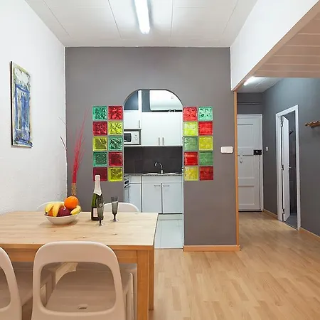 Deep Purple Apartment Barcelona